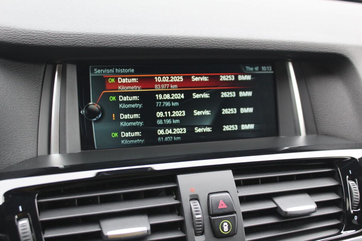 Fotografie vozu - klik pro zvětšení