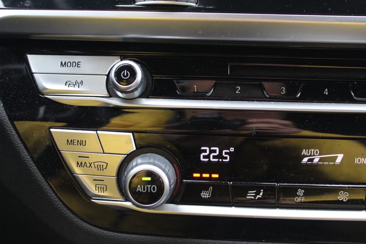 Fotografie vozu - klik pro zvětšení