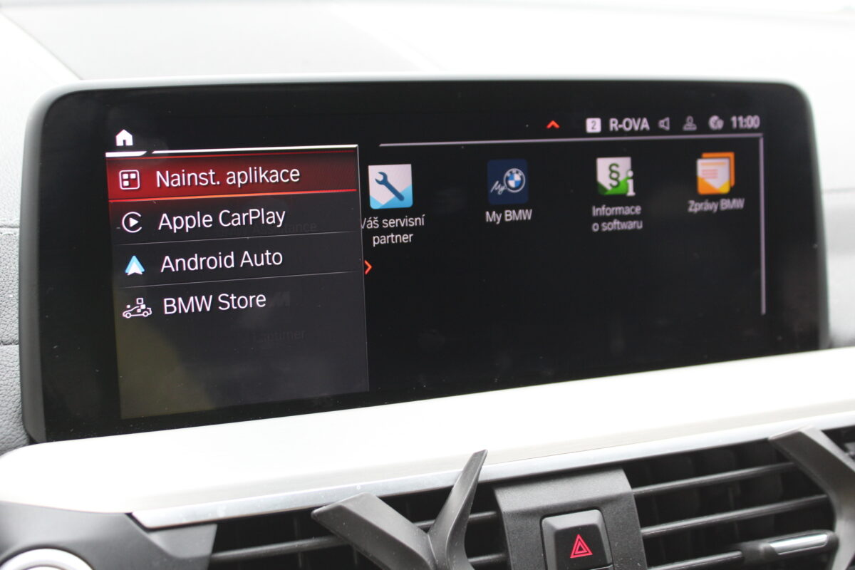 Fotografie vozu - klik pro zvětšení