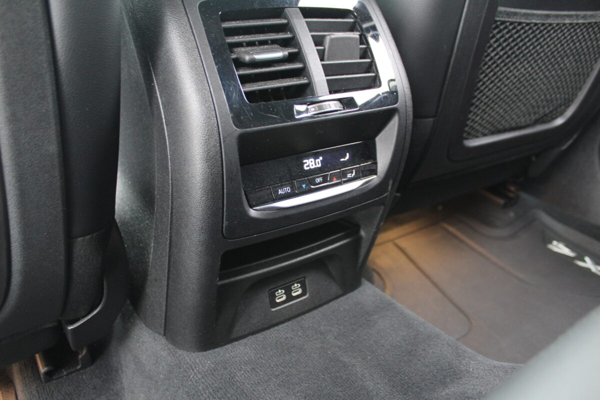 Fotografie vozu - klik pro zvětšení