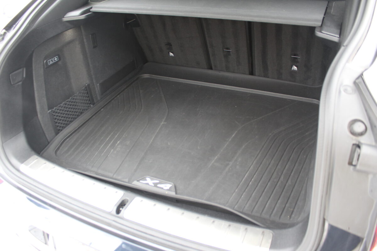 Fotografie vozu - klik pro zvětšení