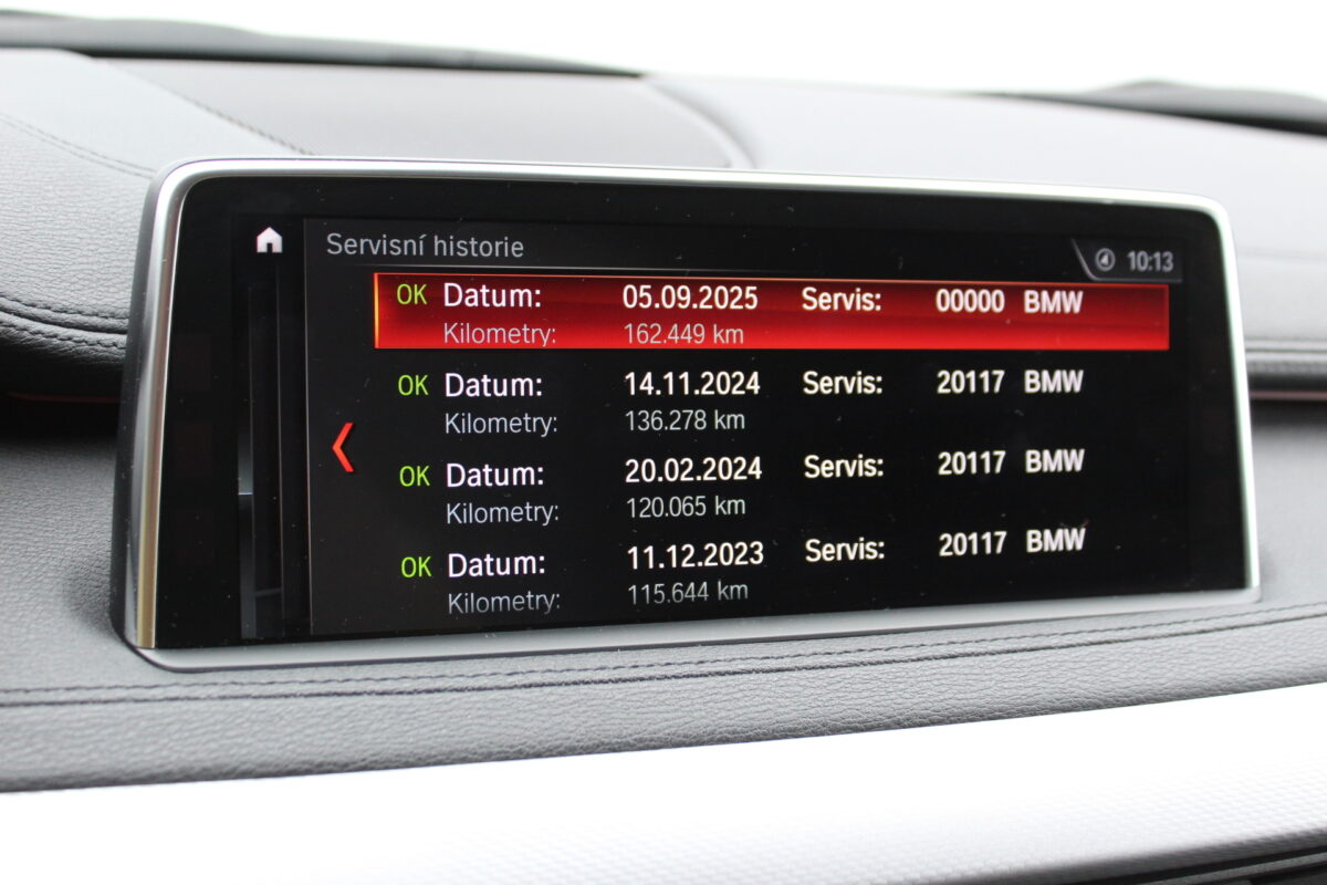 Fotografie vozu - klik pro zvětšení