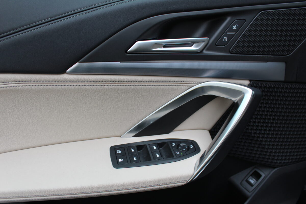 Fotografie vozu - klik pro zvětšení