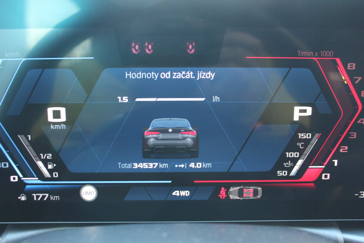 Fotografie vozu - klik pro zvětšení