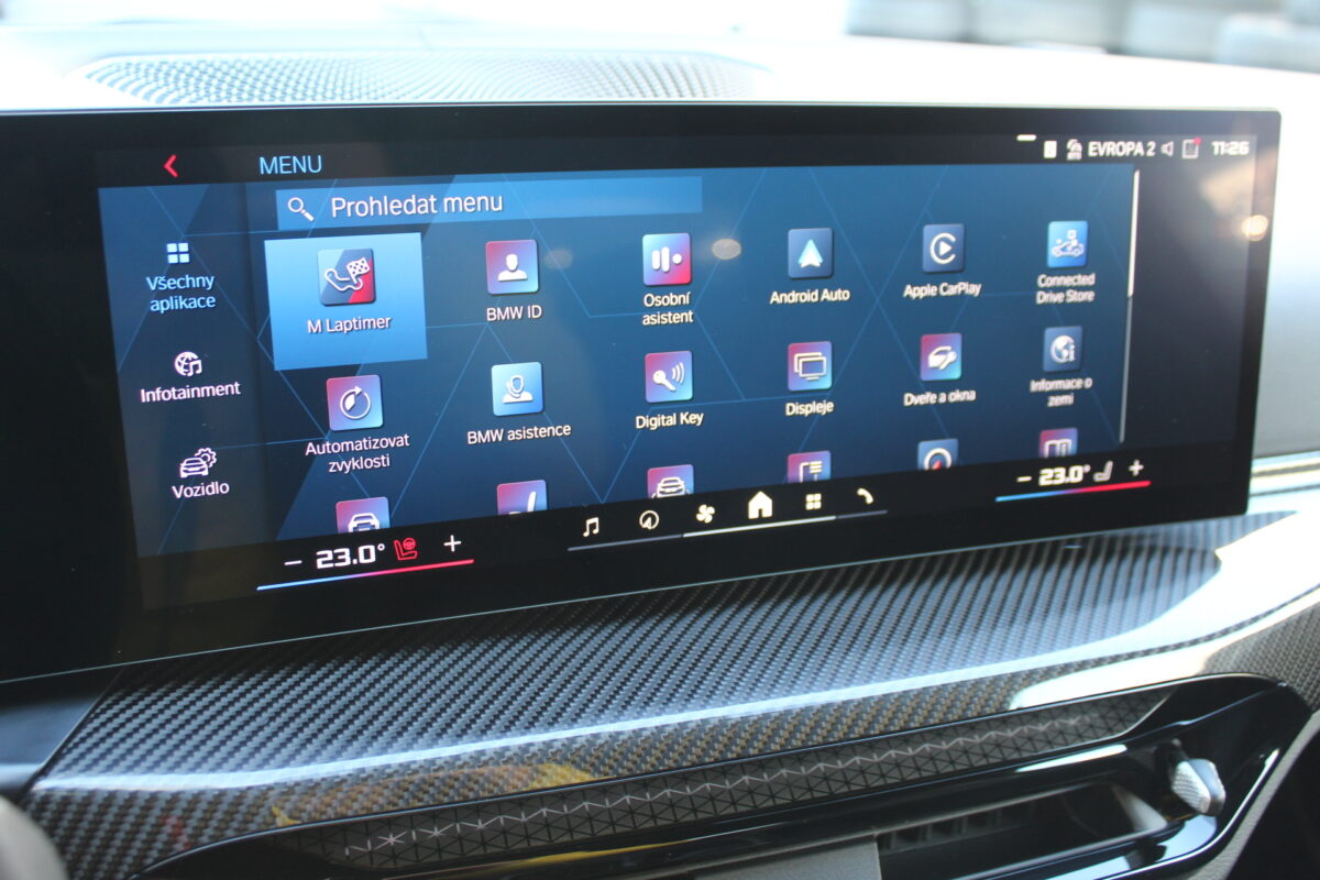 Fotografie vozu - klik pro zvětšení