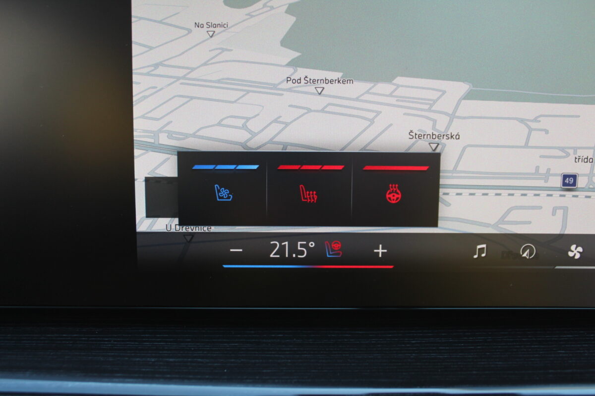 Fotografie vozu - klik pro zvětšení