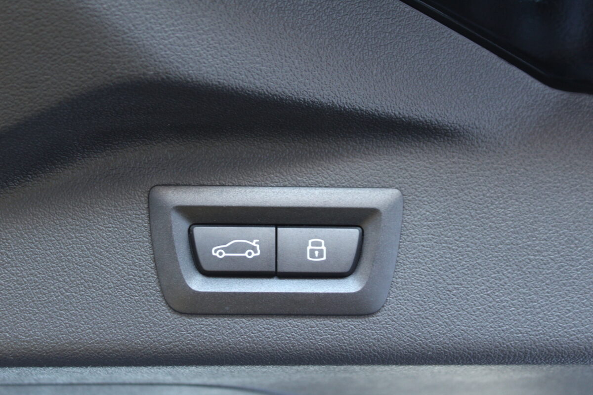 Fotografie vozu - klik pro zvětšení