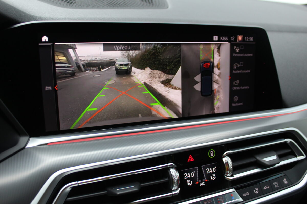 Fotografie vozu - klik pro zvětšení