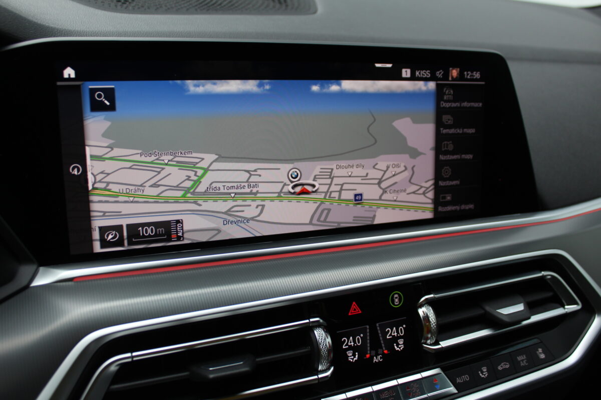 Fotografie vozu - klik pro zvětšení