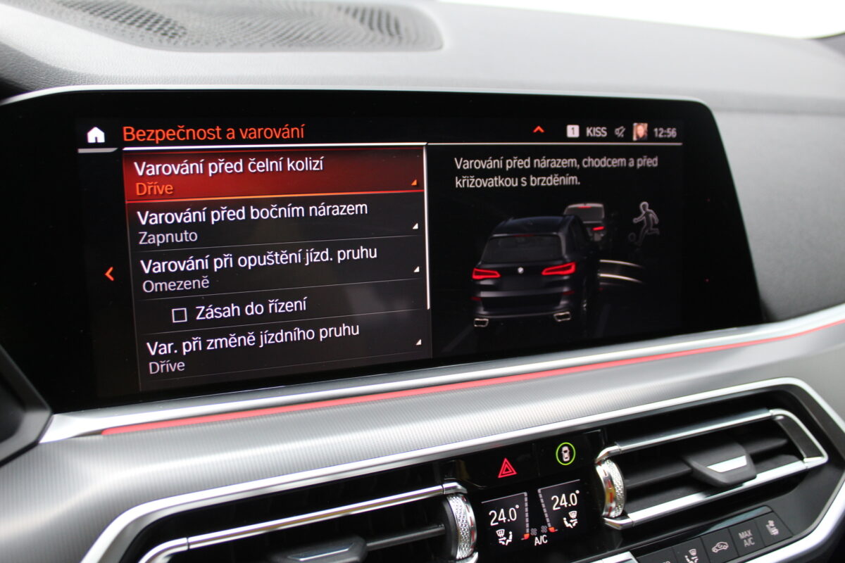 Fotografie vozu - klik pro zvětšení