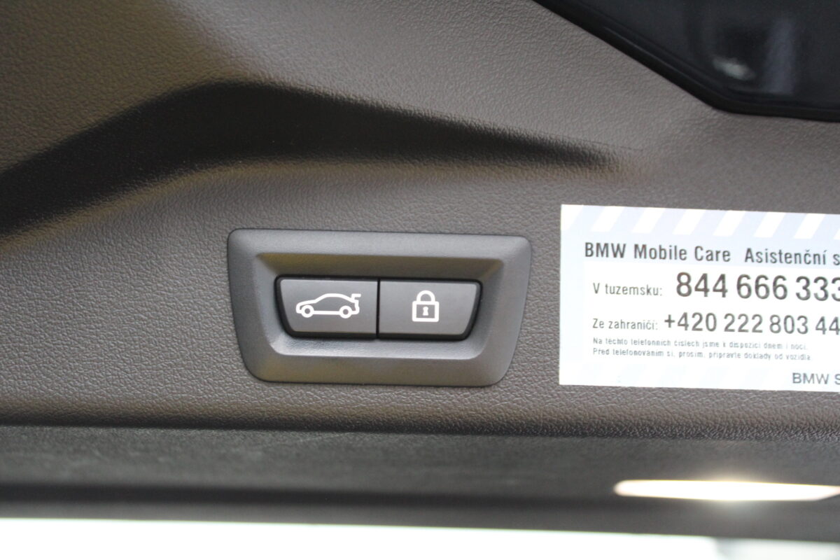 Fotografie vozu - klik pro zvětšení