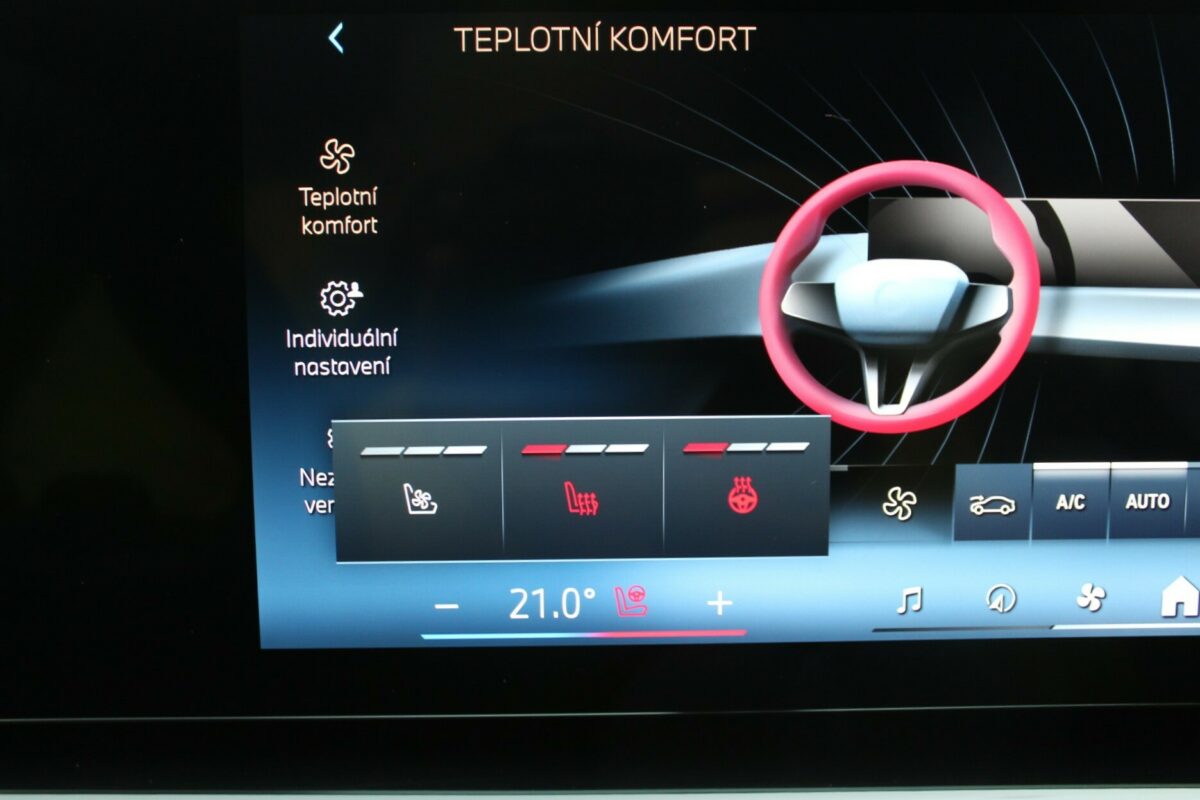 Fotografie vozu - klik pro zvětšení