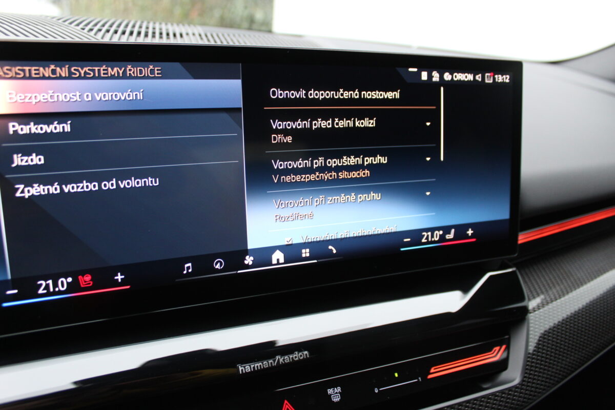 Fotografie vozu - klik pro zvětšení