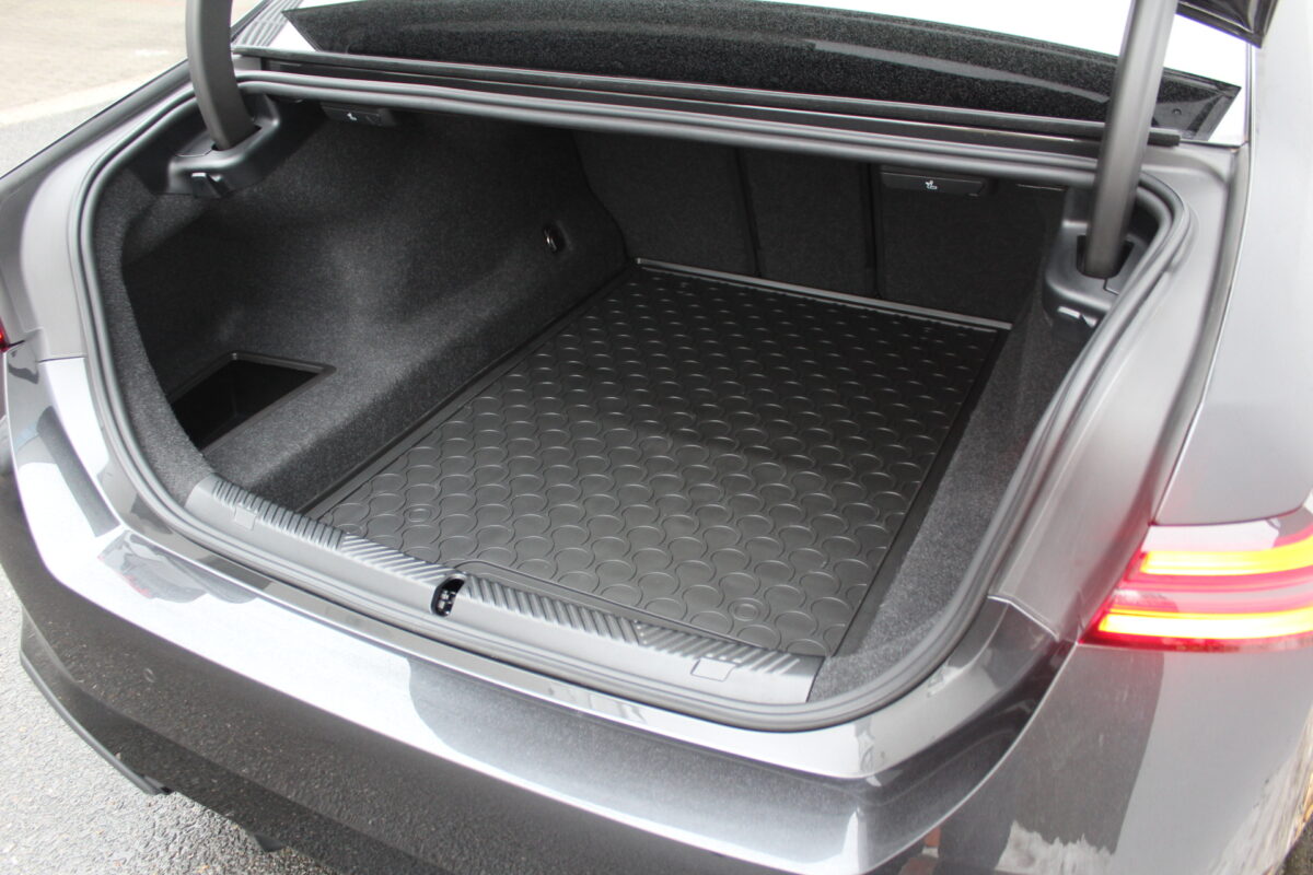 Fotografie vozu - klik pro zvětšení