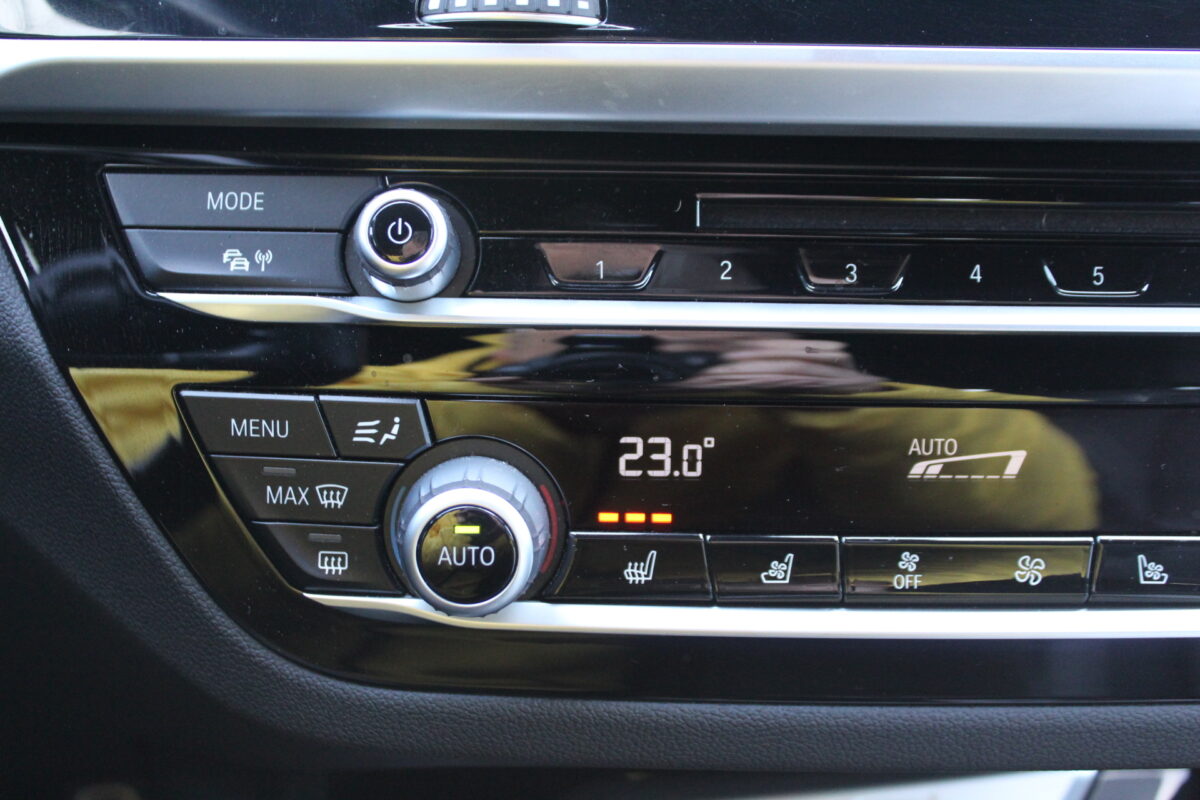 Fotografie vozu - klik pro zvětšení