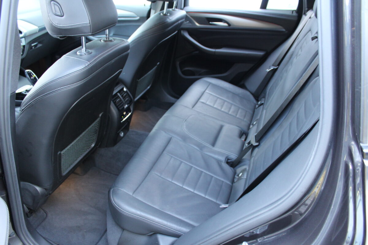 Fotografie vozu - klik pro zvětšení