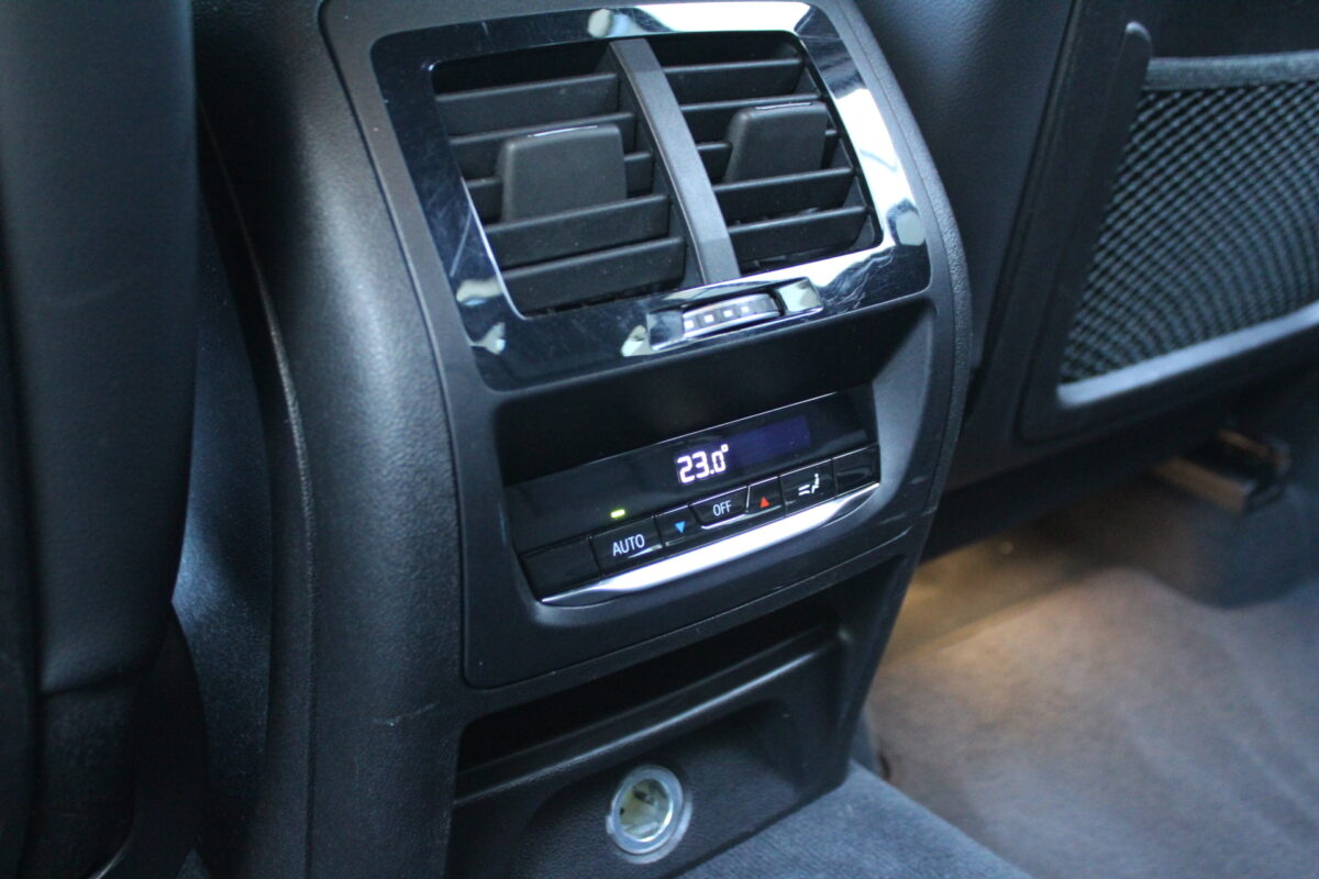 Fotografie vozu - klik pro zvětšení