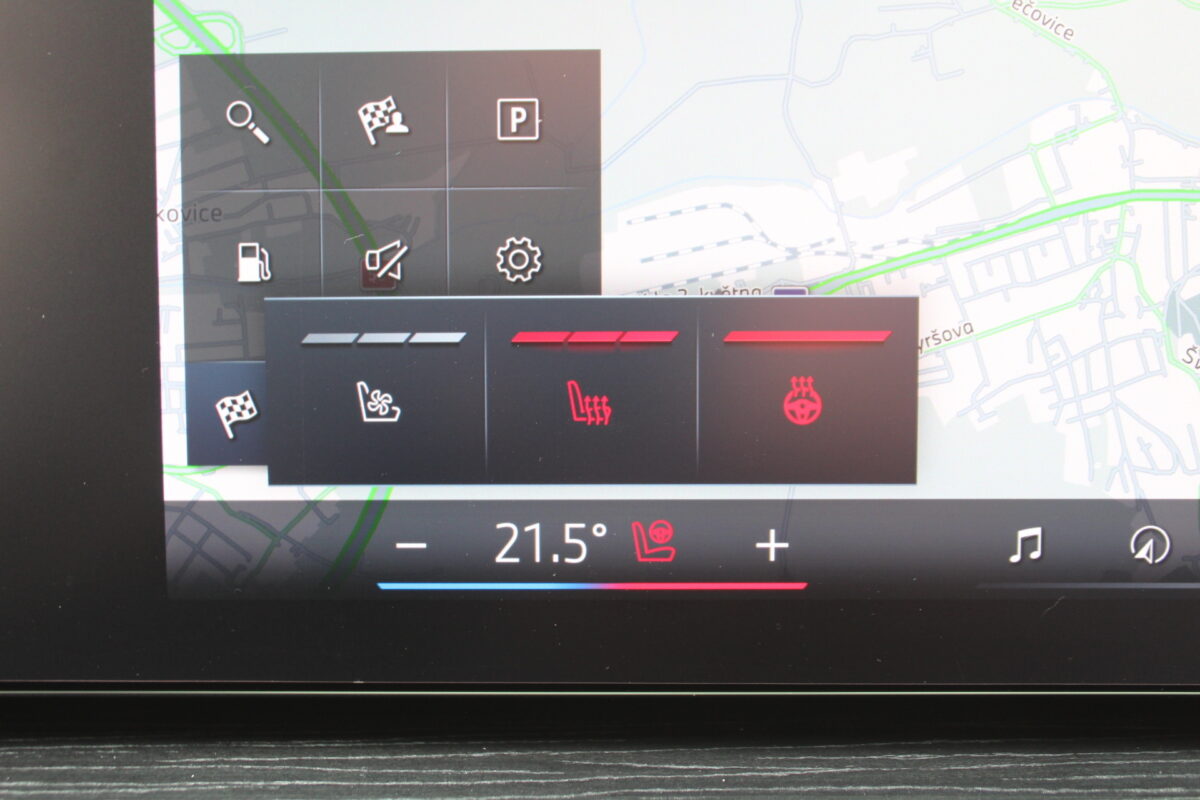 Fotografie vozu - klik pro zvětšení