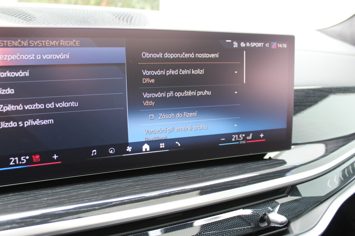 Fotografie vozu - klik pro zvětšení