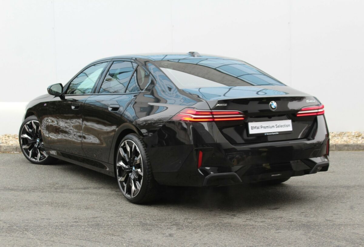 Fotografie vozu - klik pro zvětšení