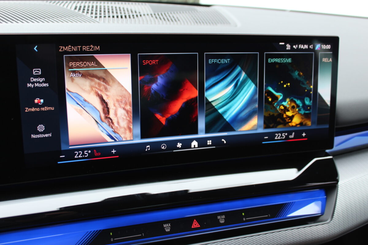 Fotografie vozu - klik pro zvětšení