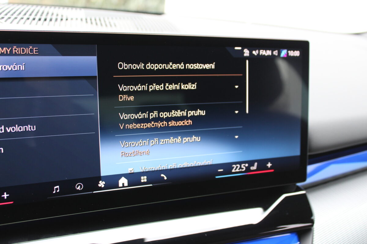 Fotografie vozu - klik pro zvětšení