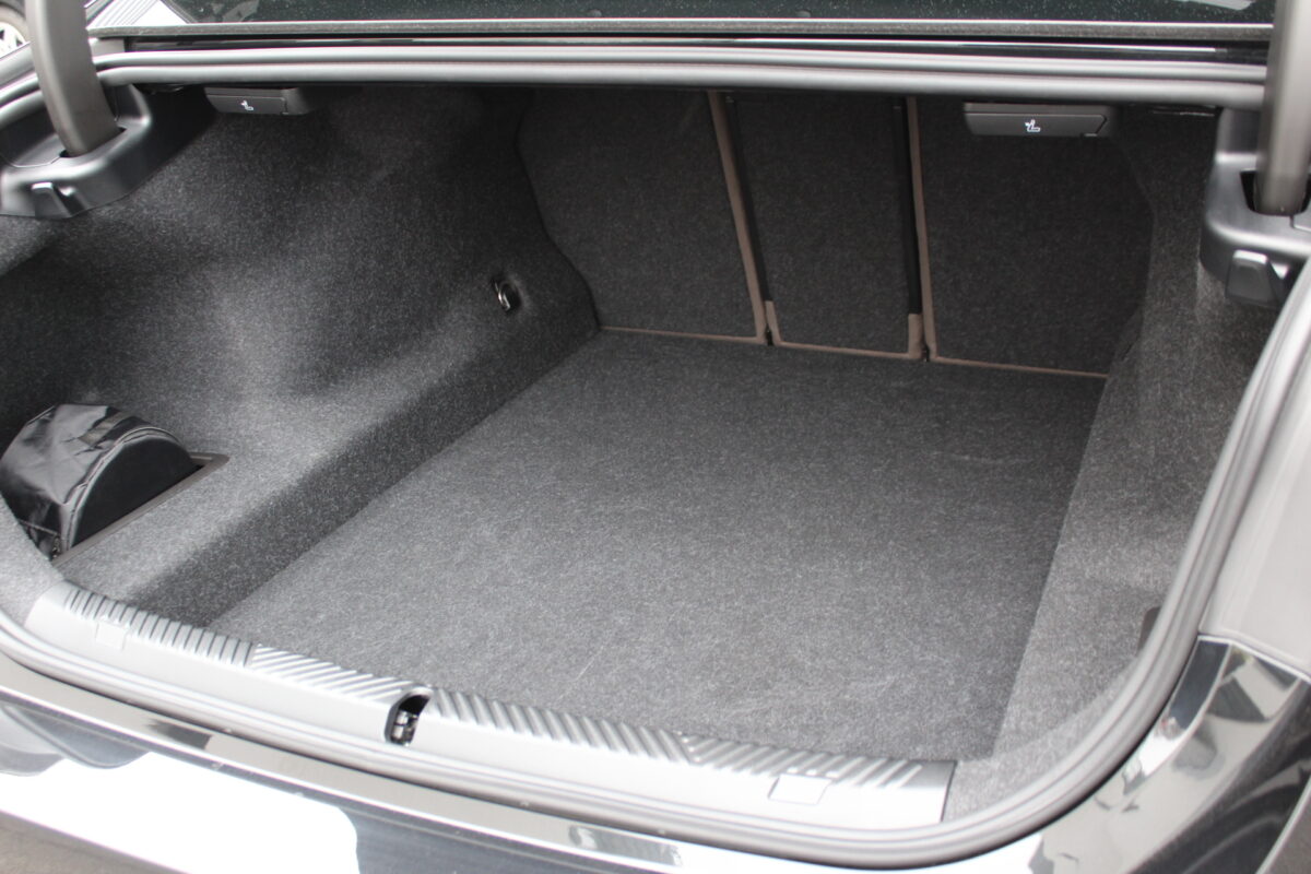 Fotografie vozu - klik pro zvětšení