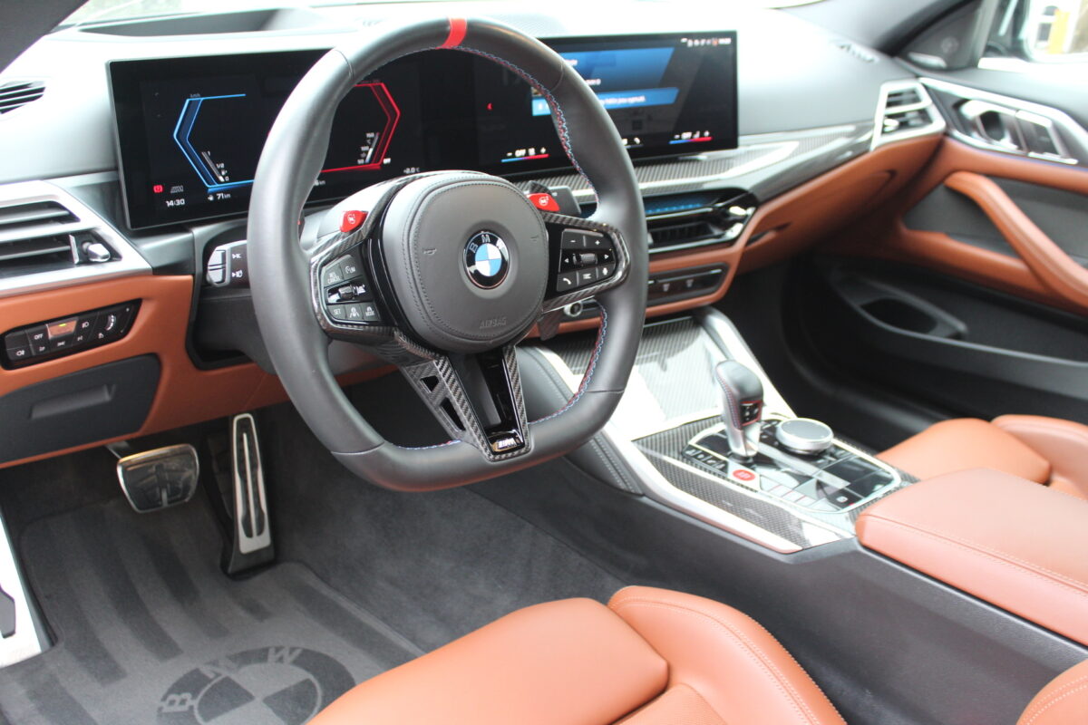 Fotografie vozu - klik pro zvětšení