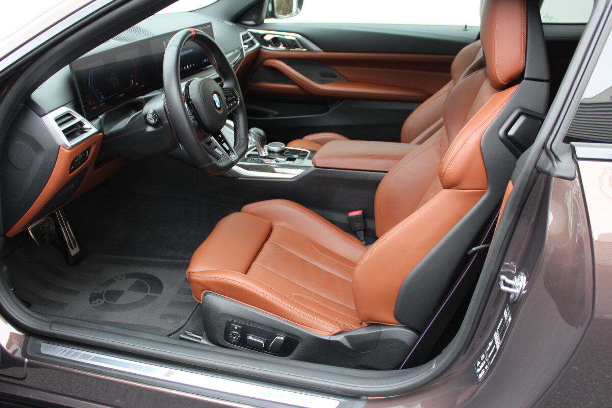 Fotografie vozu - klik pro zvětšení