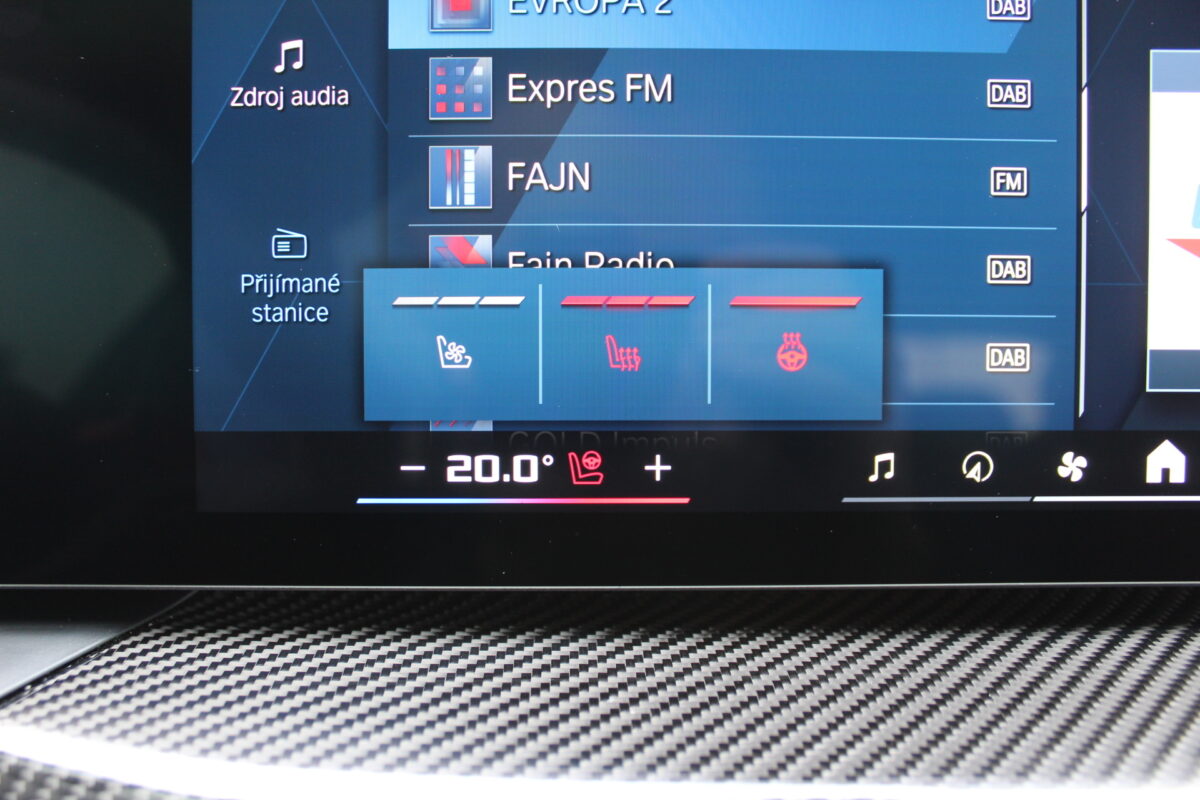 Fotografie vozu - klik pro zvětšení