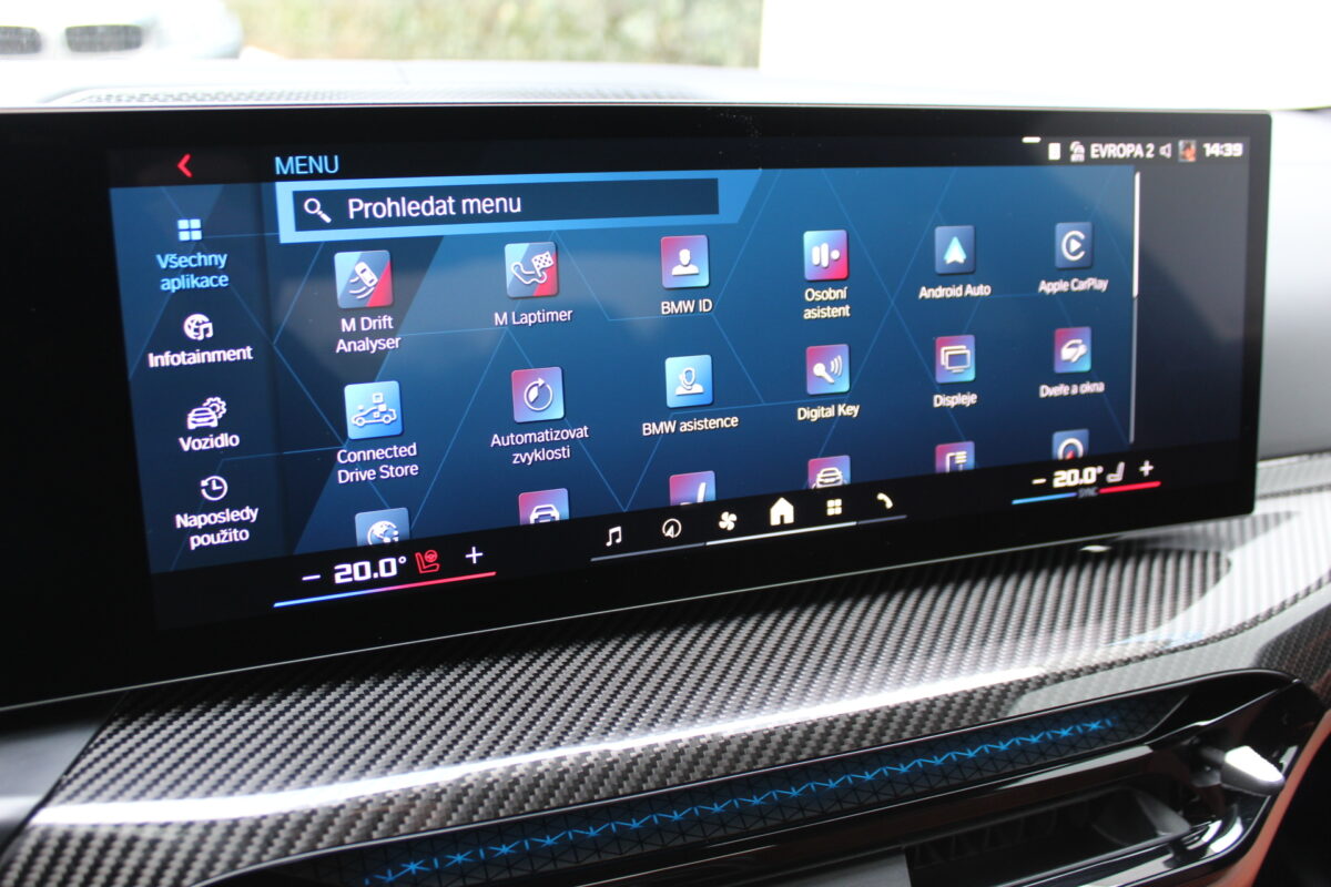 Fotografie vozu - klik pro zvětšení