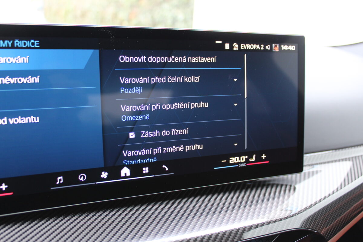 Fotografie vozu - klik pro zvětšení