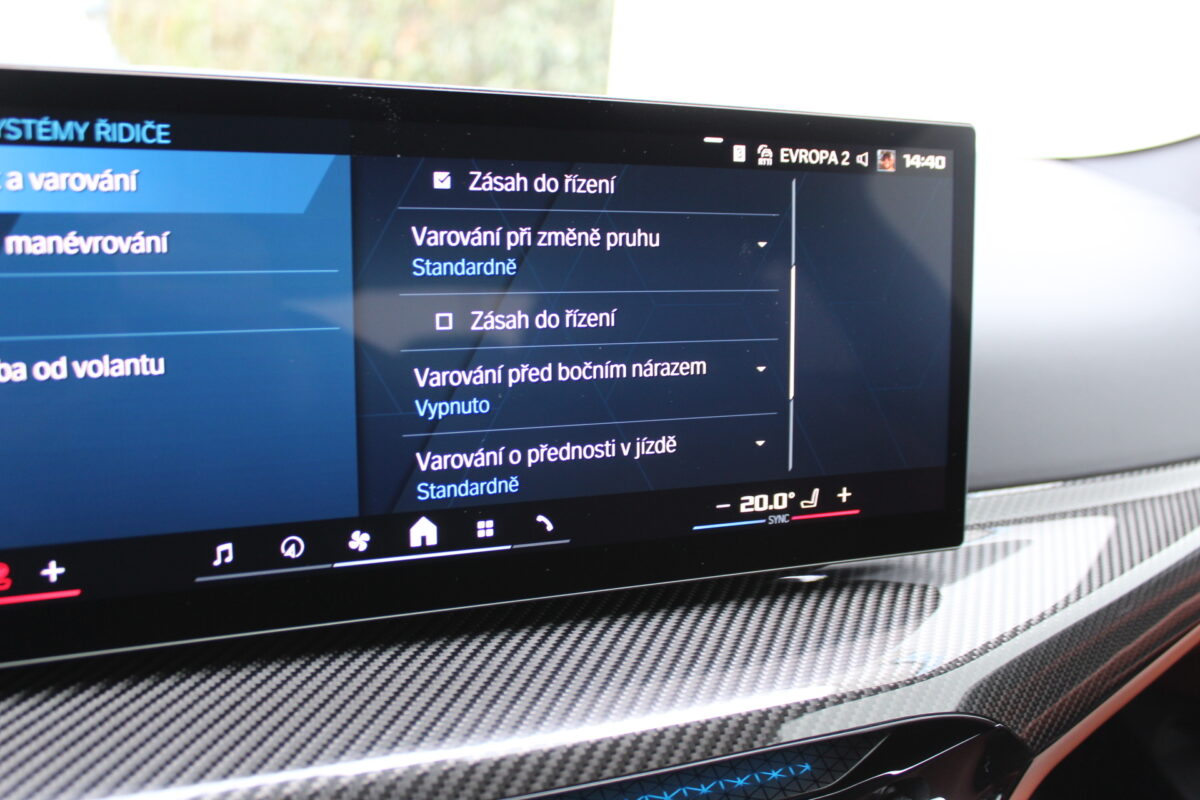 Fotografie vozu - klik pro zvětšení