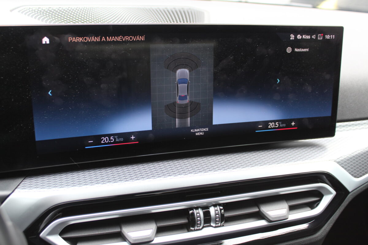 Fotografie vozu - klik pro zvětšení