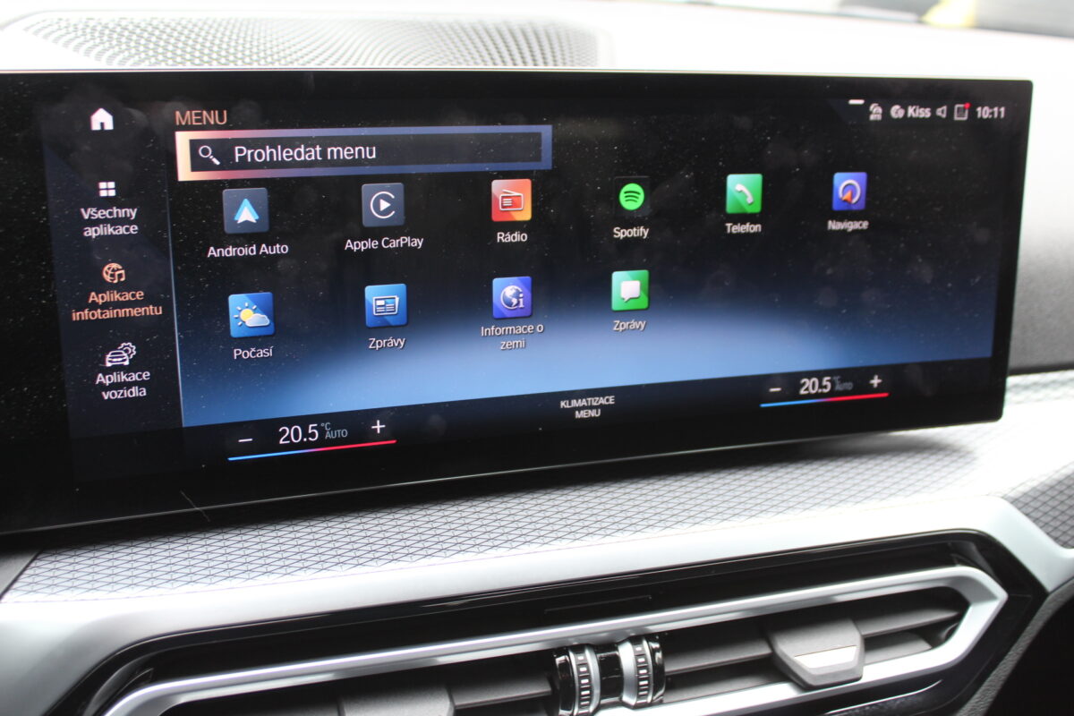 Fotografie vozu - klik pro zvětšení