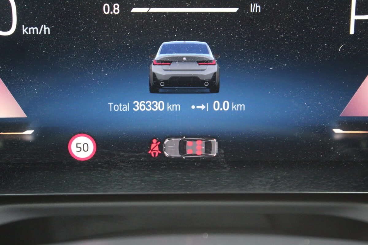 Fotografie vozu - klik pro zvětšení