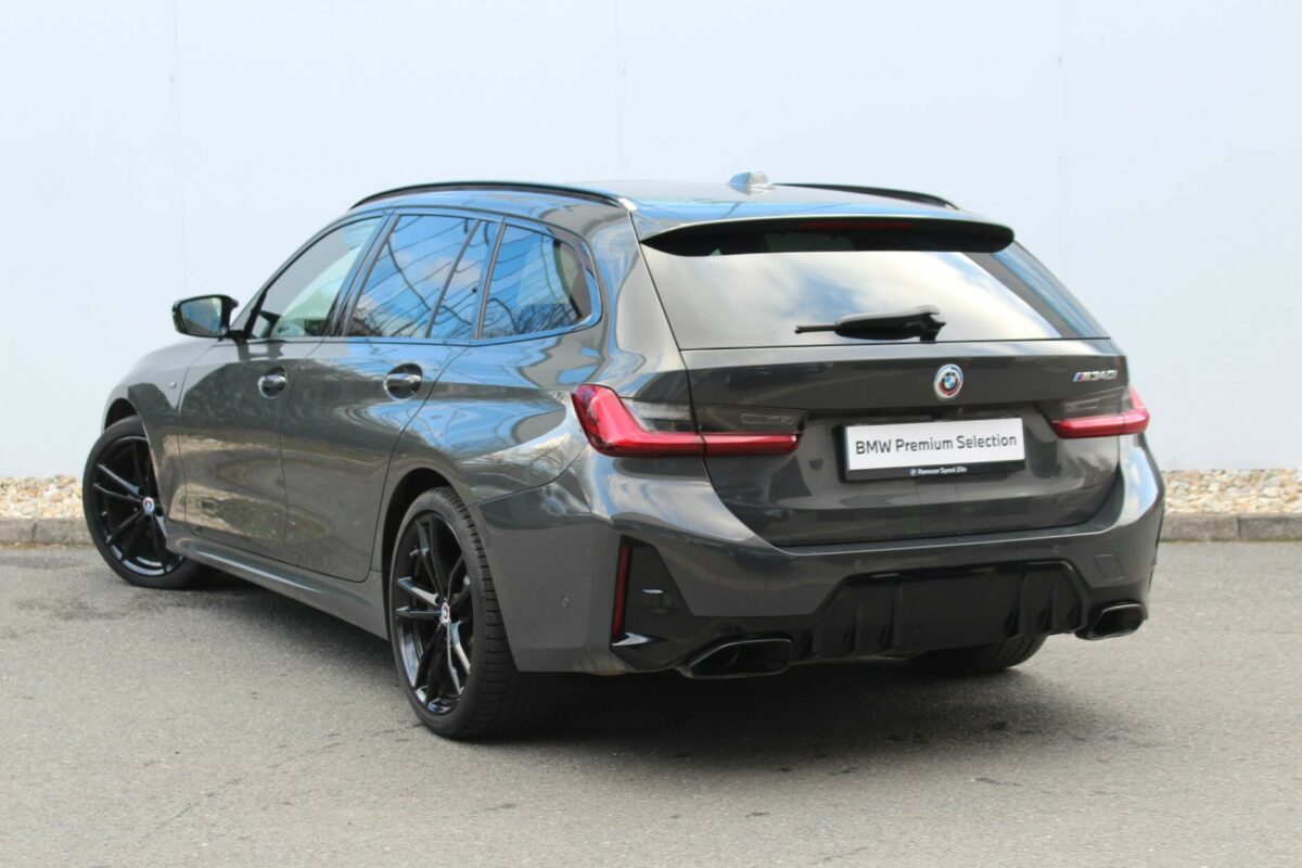 Fotografie vozu - klik pro zvětšení