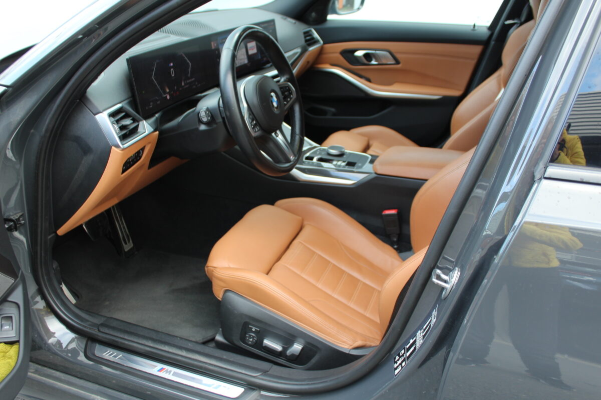 Fotografie vozu - klik pro zvětšení