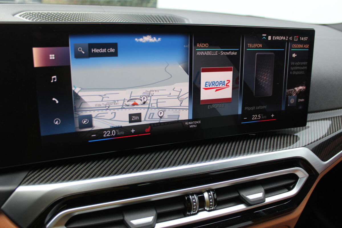 Fotografie vozu - klik pro zvětšení