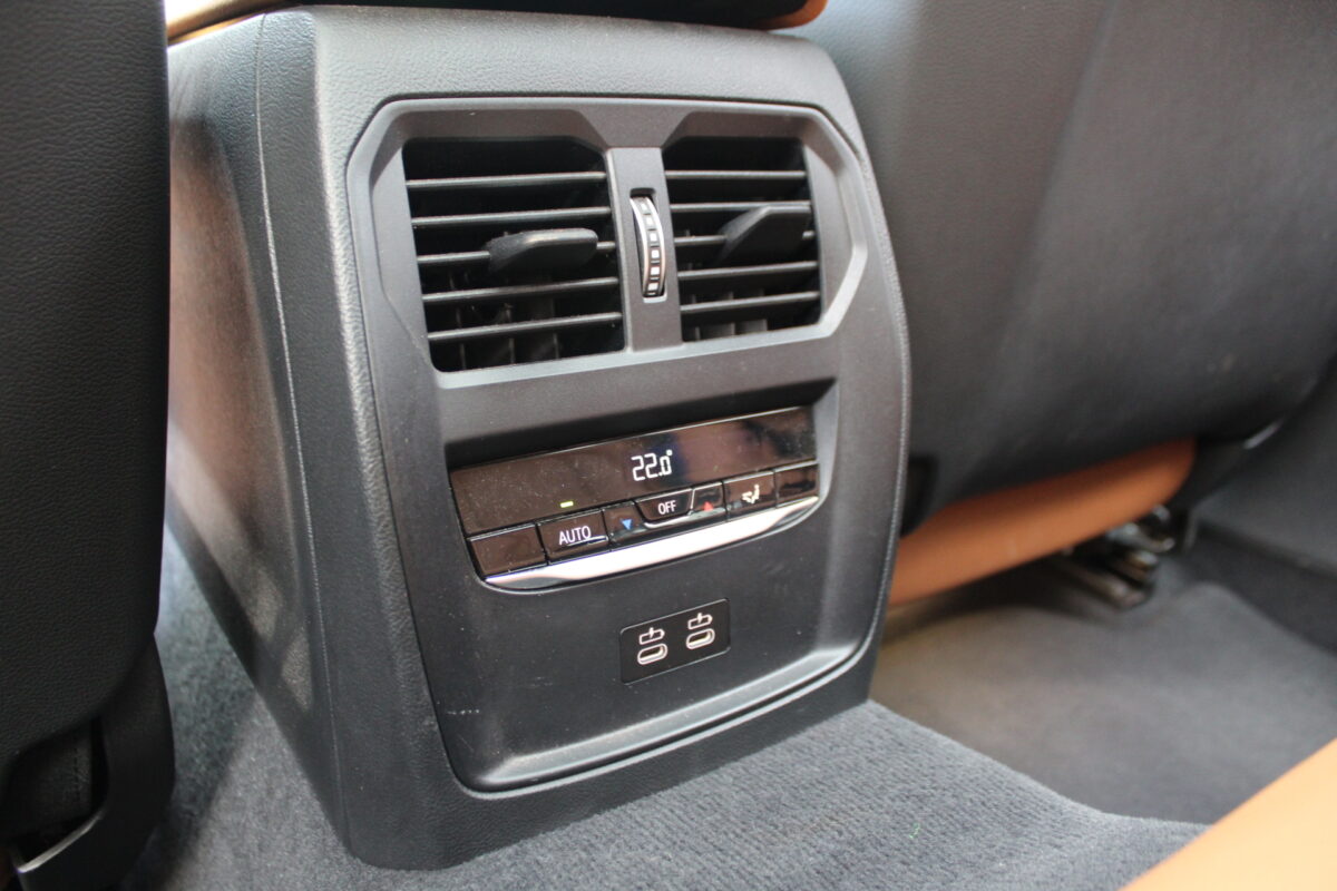 Fotografie vozu - klik pro zvětšení