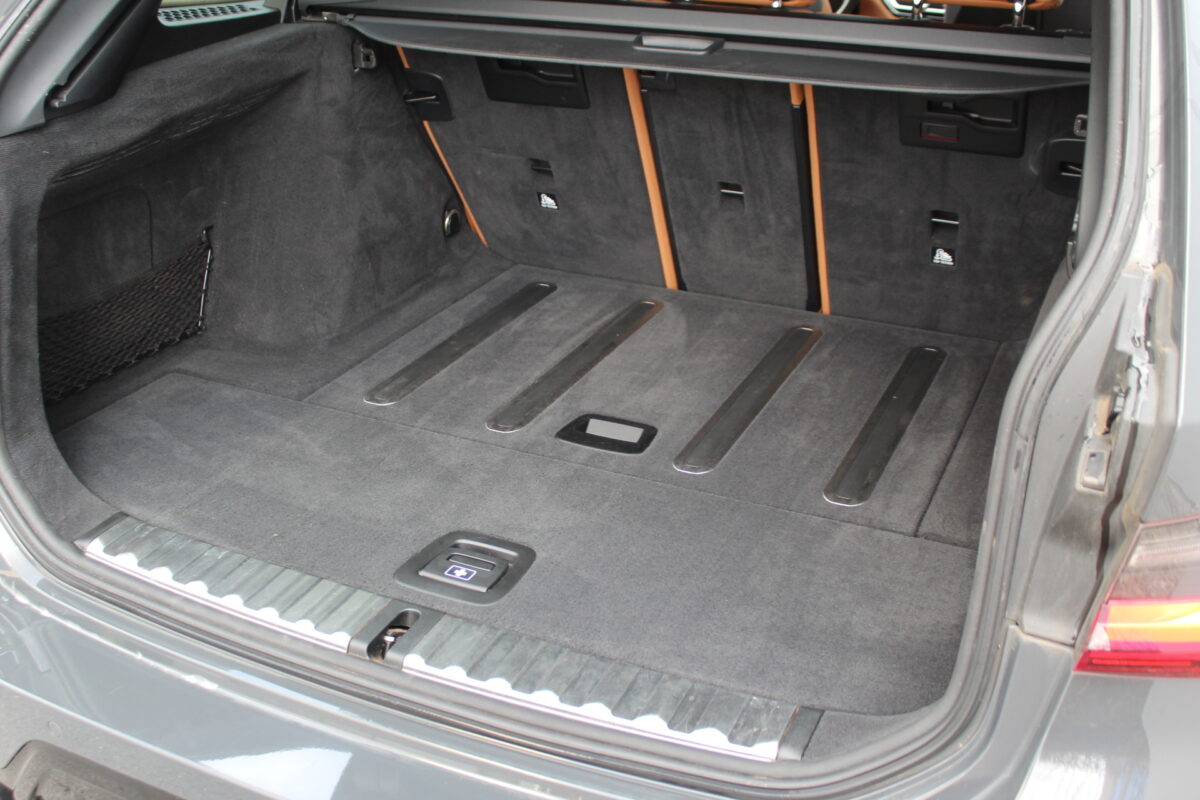 Fotografie vozu - klik pro zvětšení