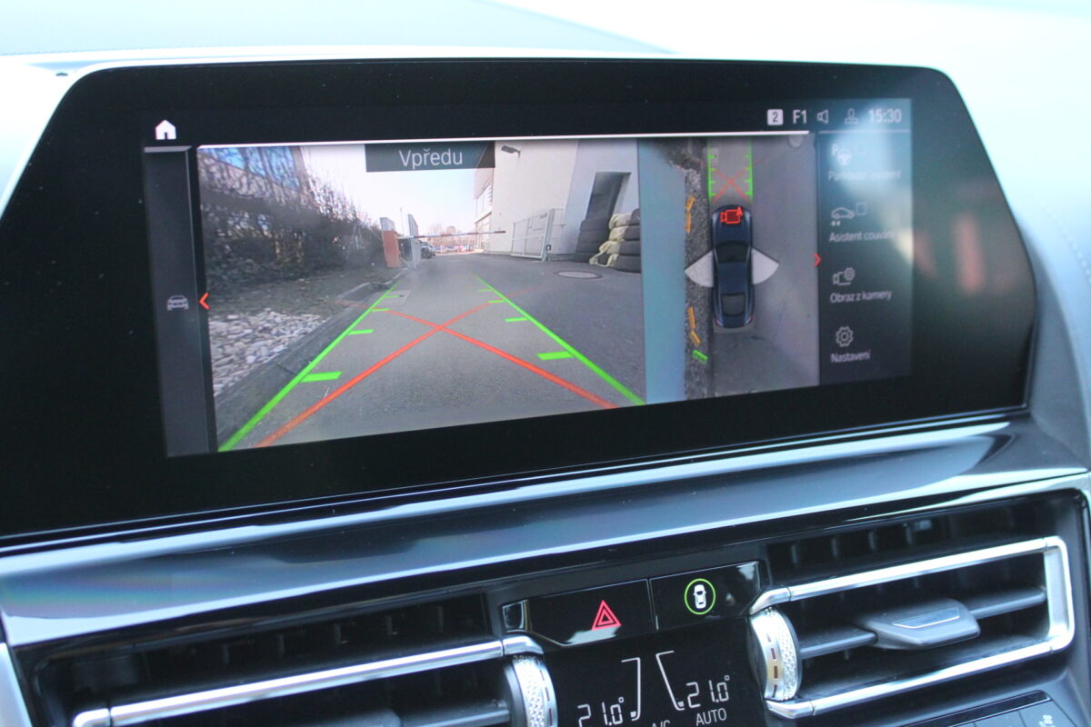 Fotografie vozu - klik pro zvětšení