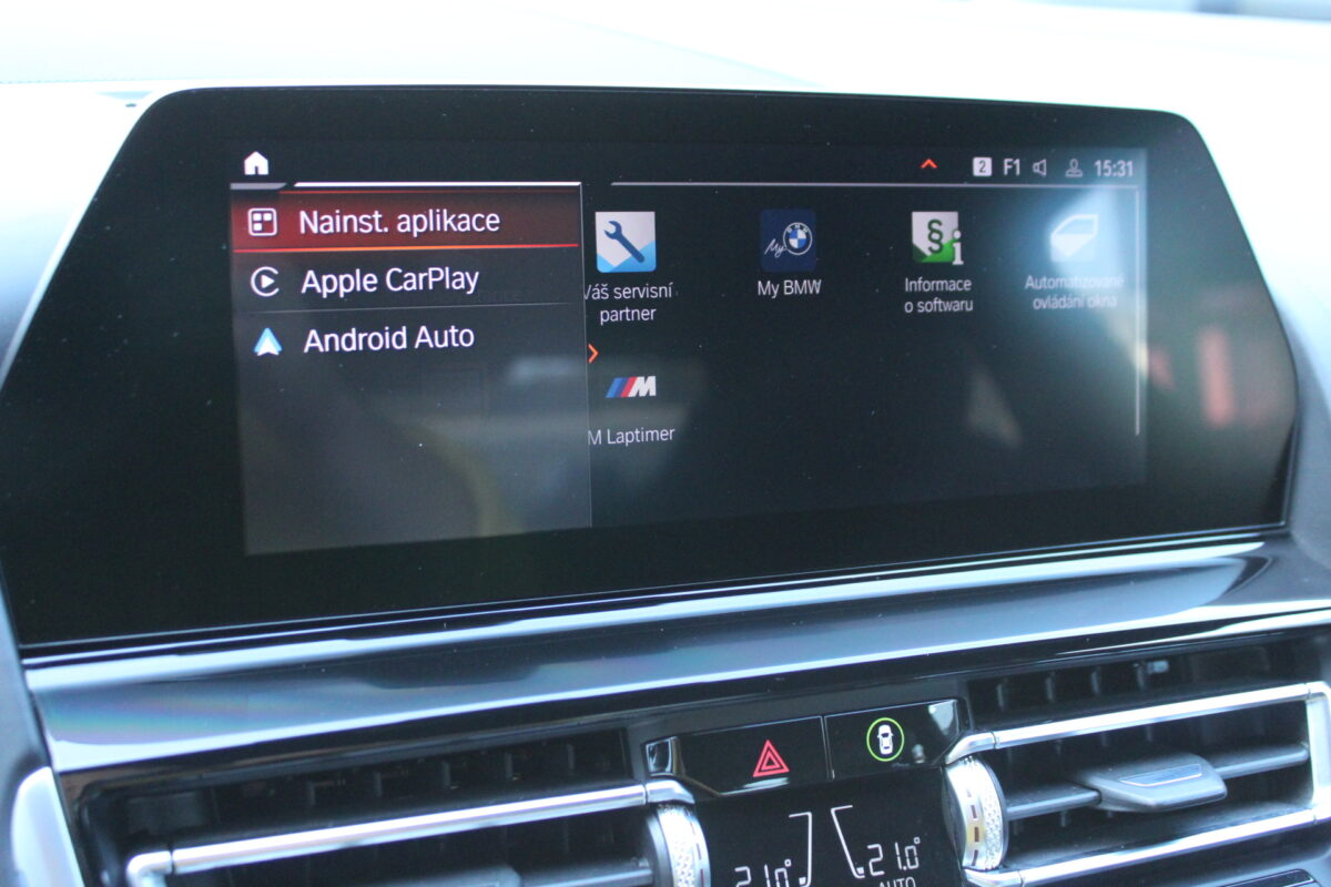 Fotografie vozu - klik pro zvětšení