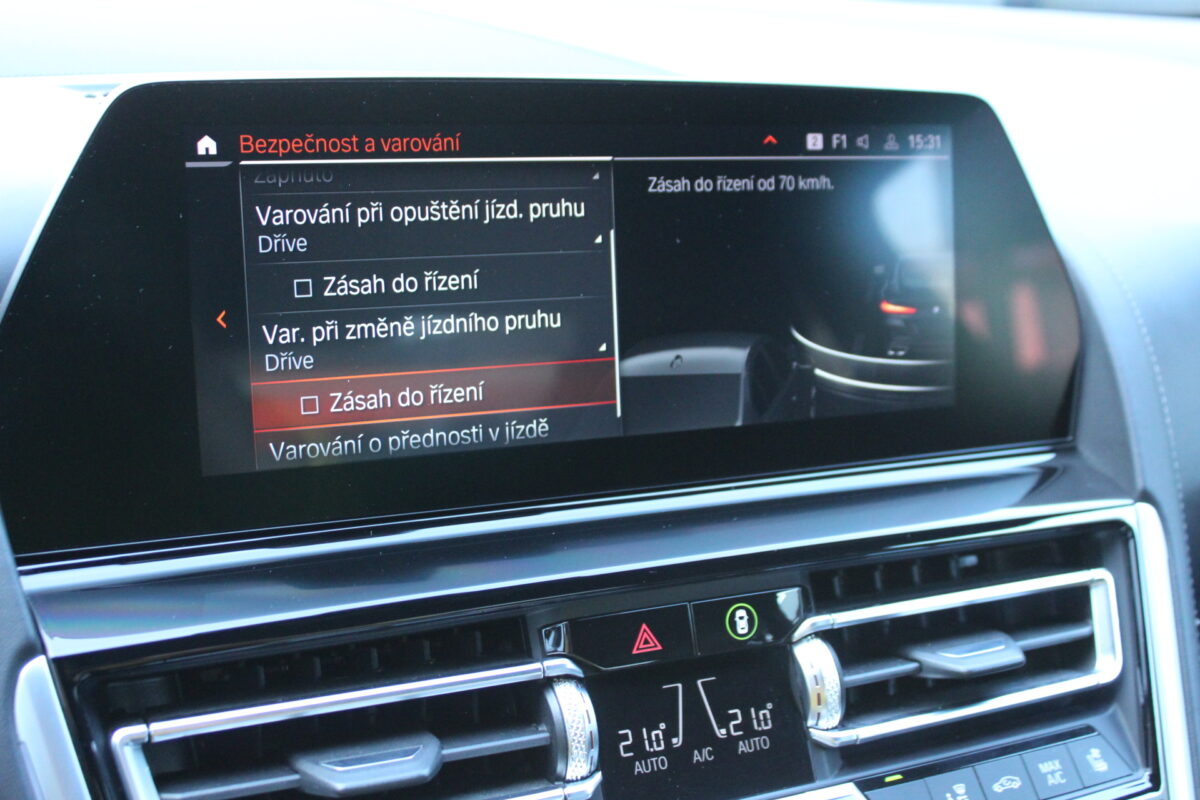 Fotografie vozu - klik pro zvětšení