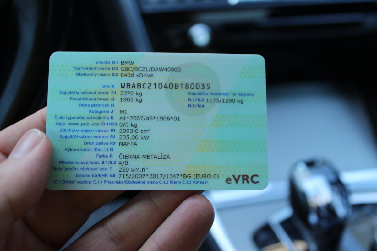 Fotografie vozu - klik pro zvětšení