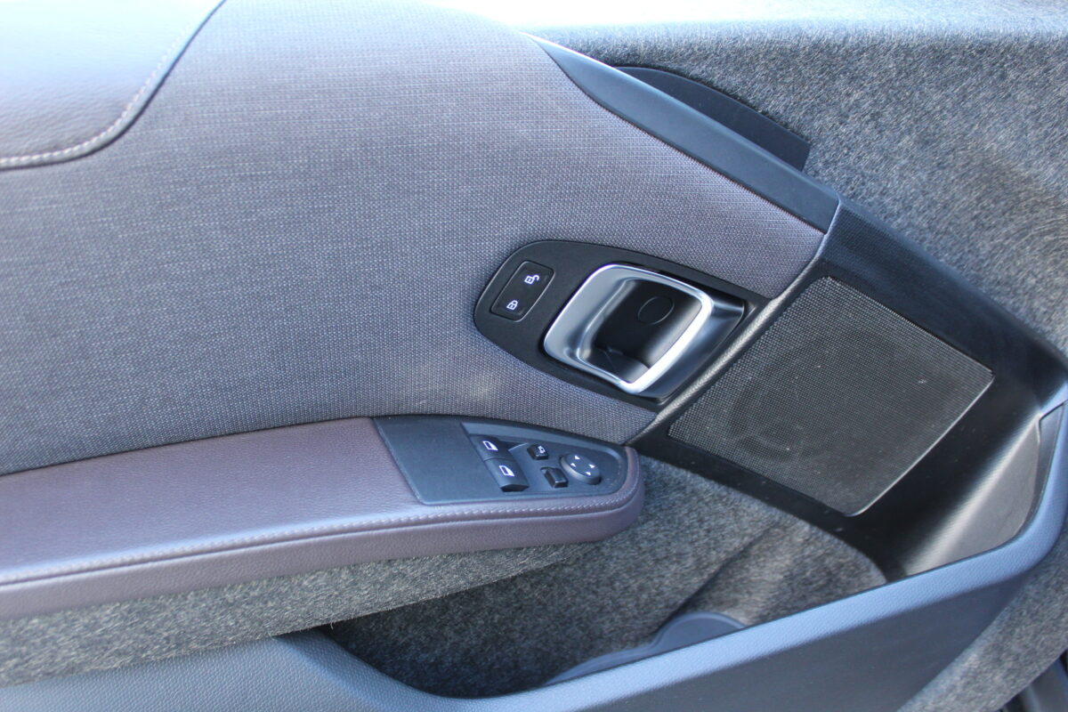 Fotografie vozu - klik pro zvětšení