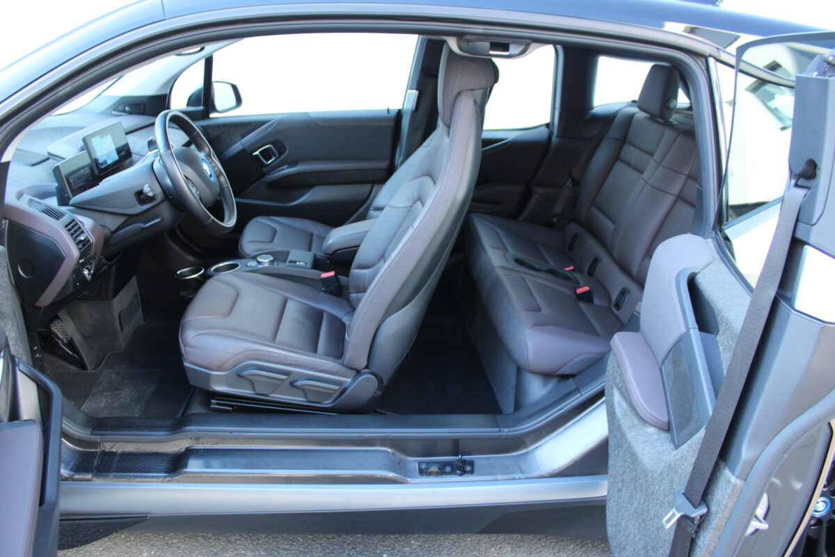 Fotografie vozu - klik pro zvětšení