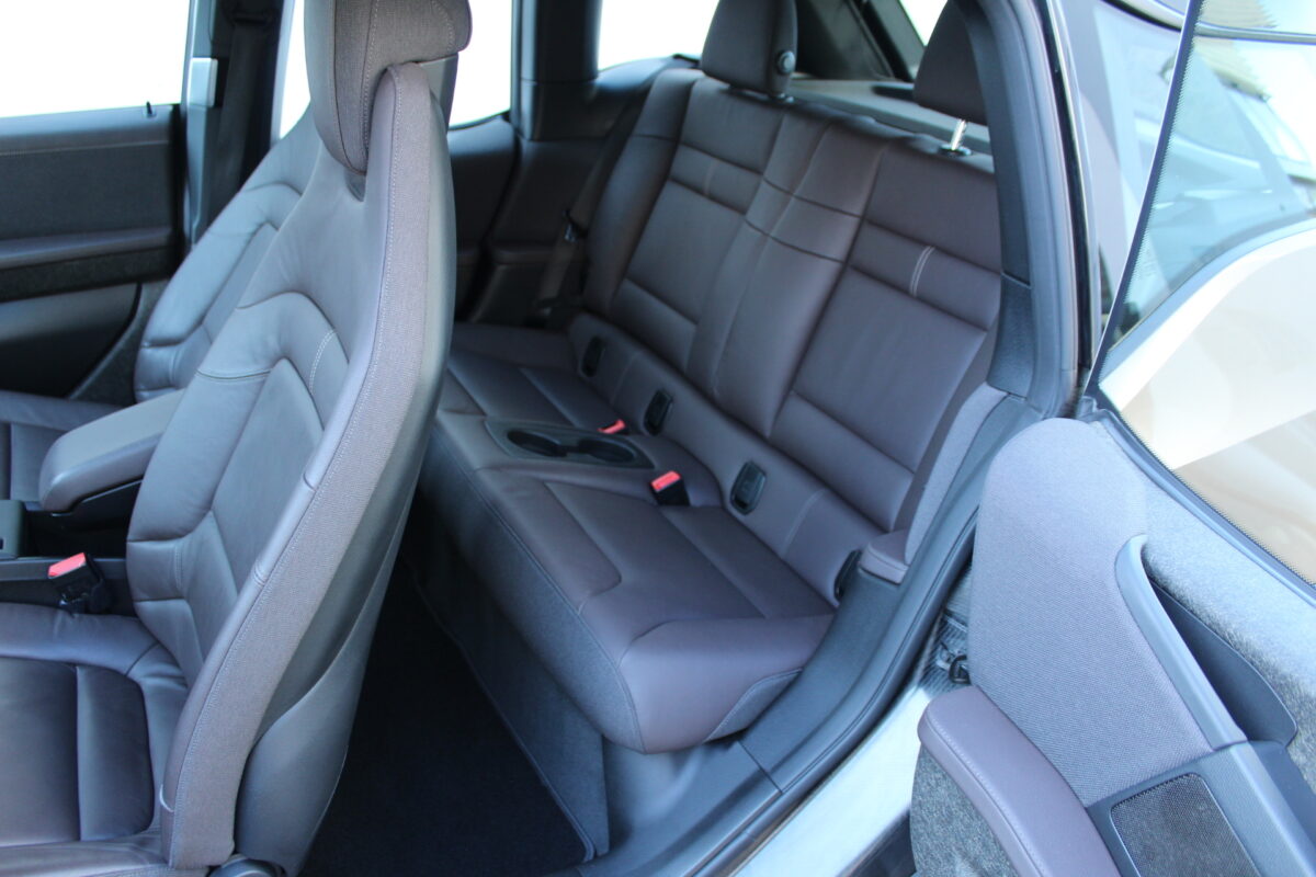 Fotografie vozu - klik pro zvětšení