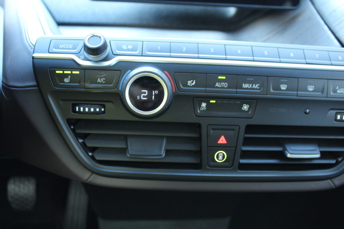 Fotografie vozu - klik pro zvětšení