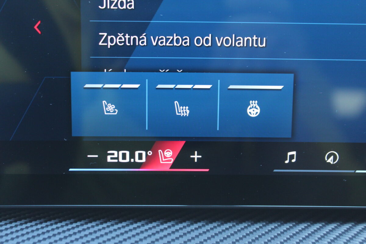 Fotografie vozu - klik pro zvětšení